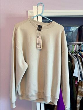 Adidas Men’s LG Crew Neck (M SL SK Crew) Sweatshirt. Off-white/cream. NWT